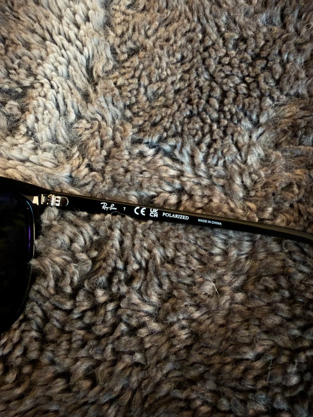 Ray-Ban Polarized Black Sunglasses with Green Lenses RB2210